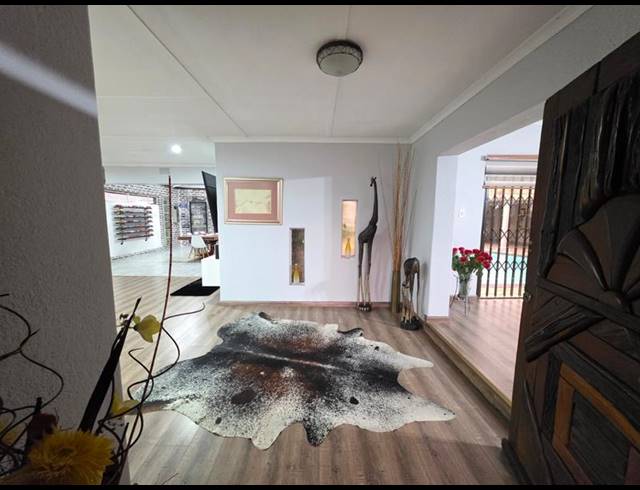 4 BEDROOM HOUSE FOR SALE IN ARCON PARK